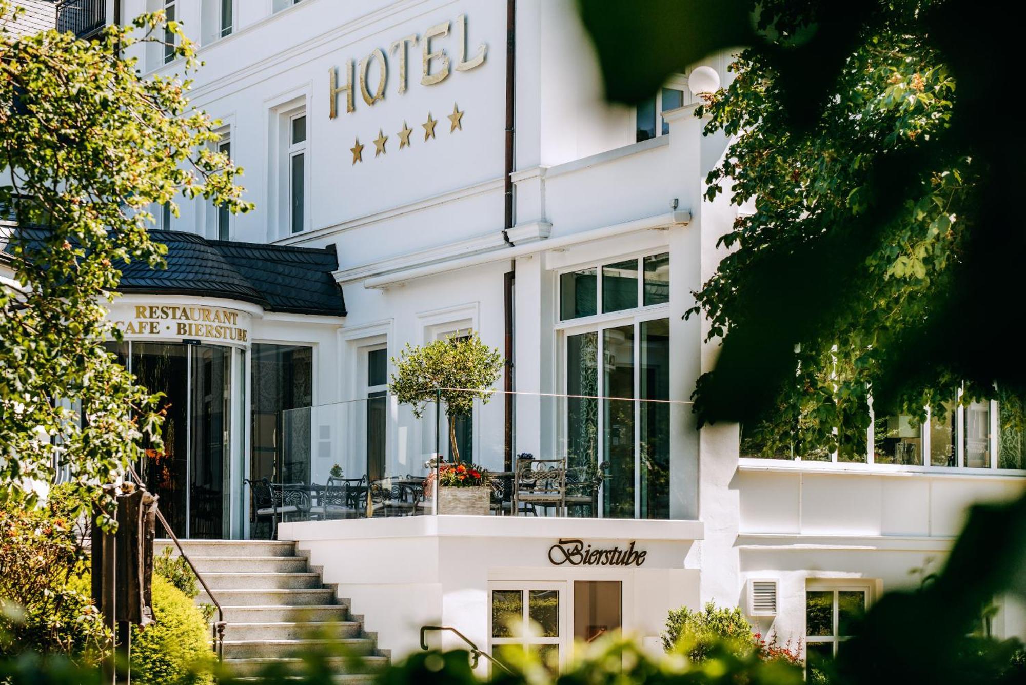 Hotel Deimann Schmallenberg Bagian luar foto